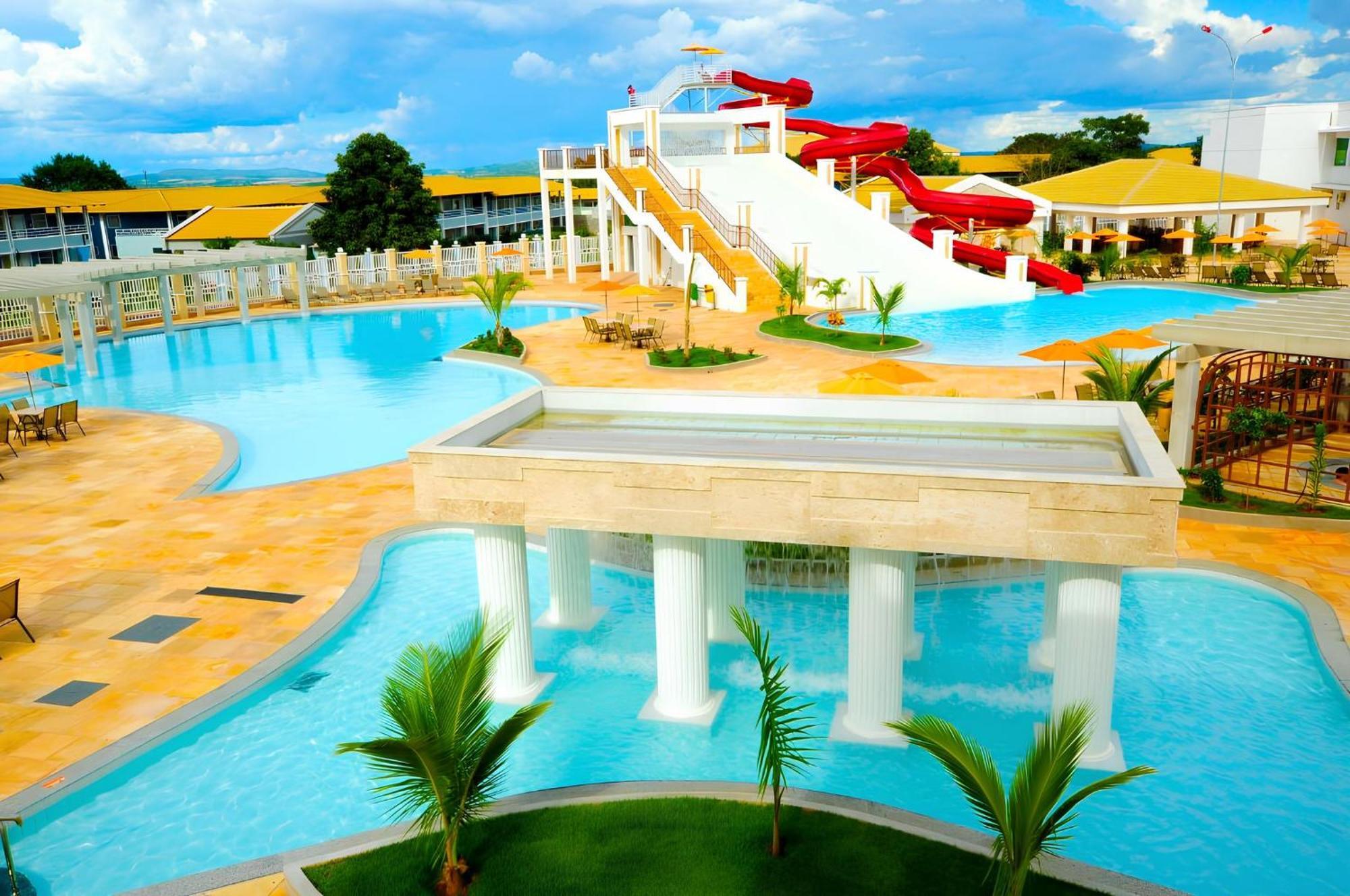 L'acqua Diroma 12345 / Temporada Cn Aparthotel
